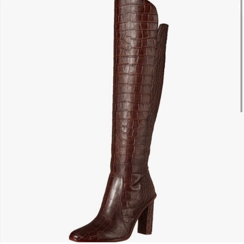 Vince Camuto Boots NWT ✨